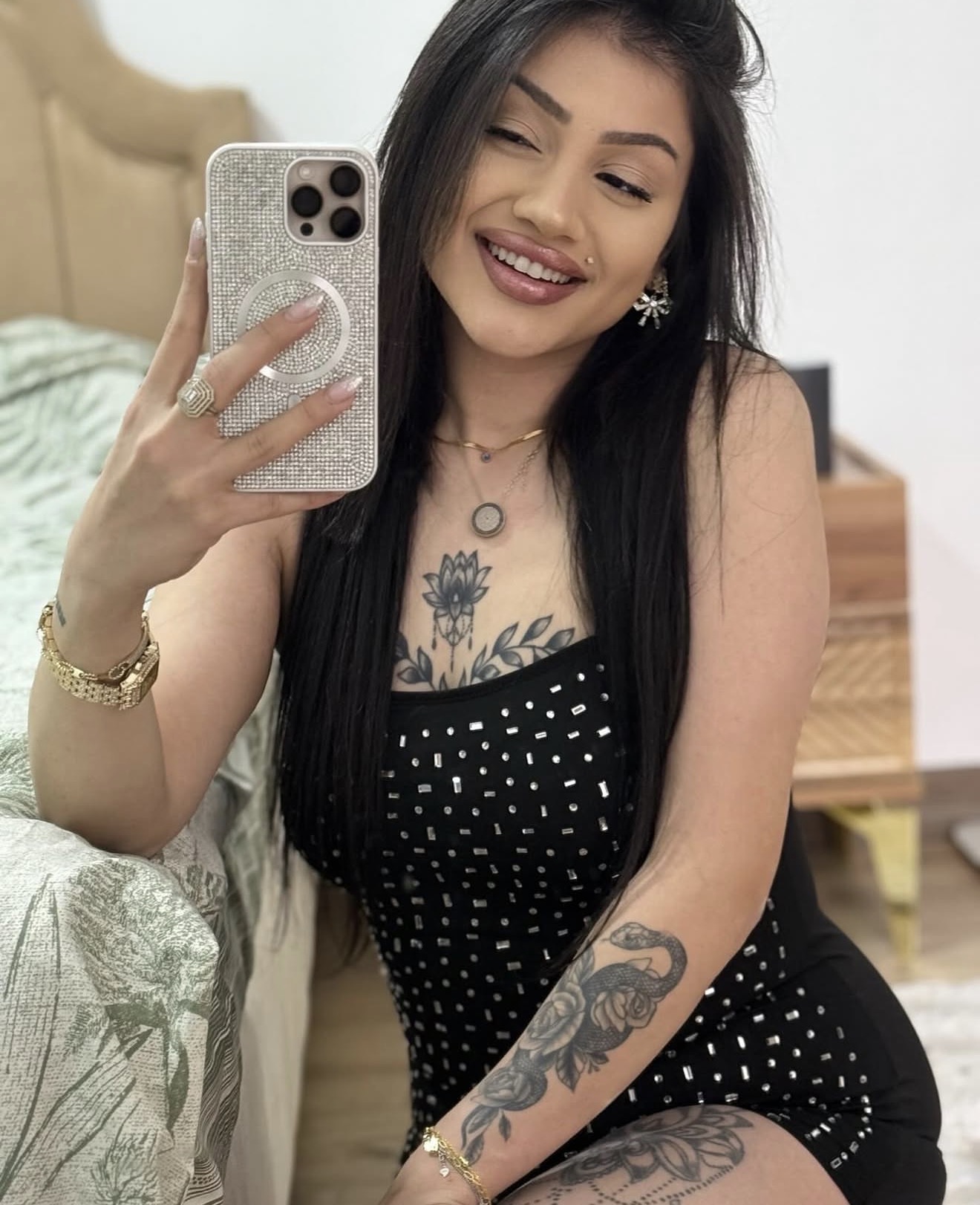Şıracı Duygusal Partner Bayan Escort Ceylan