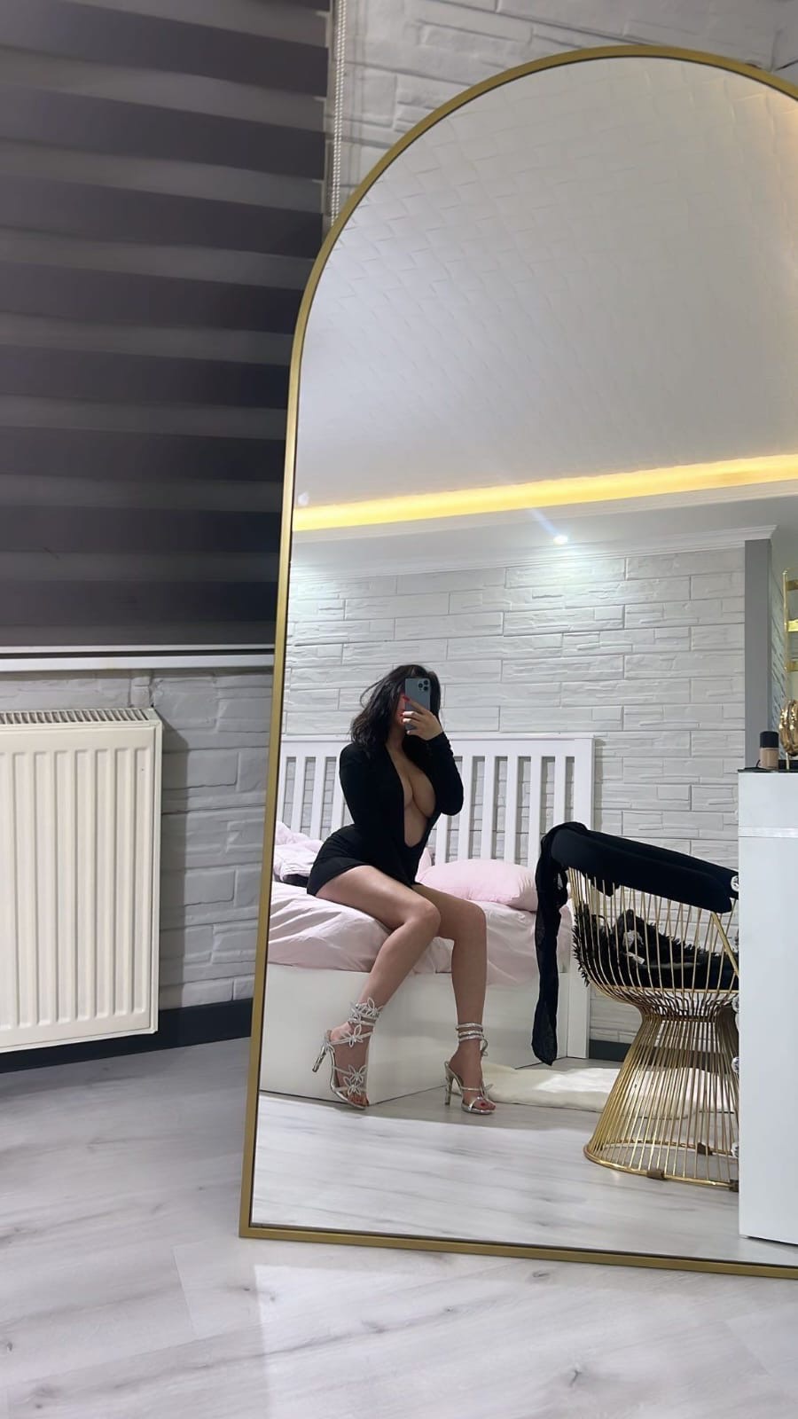 Tarlabaşı Ücretsiz Escort Aline