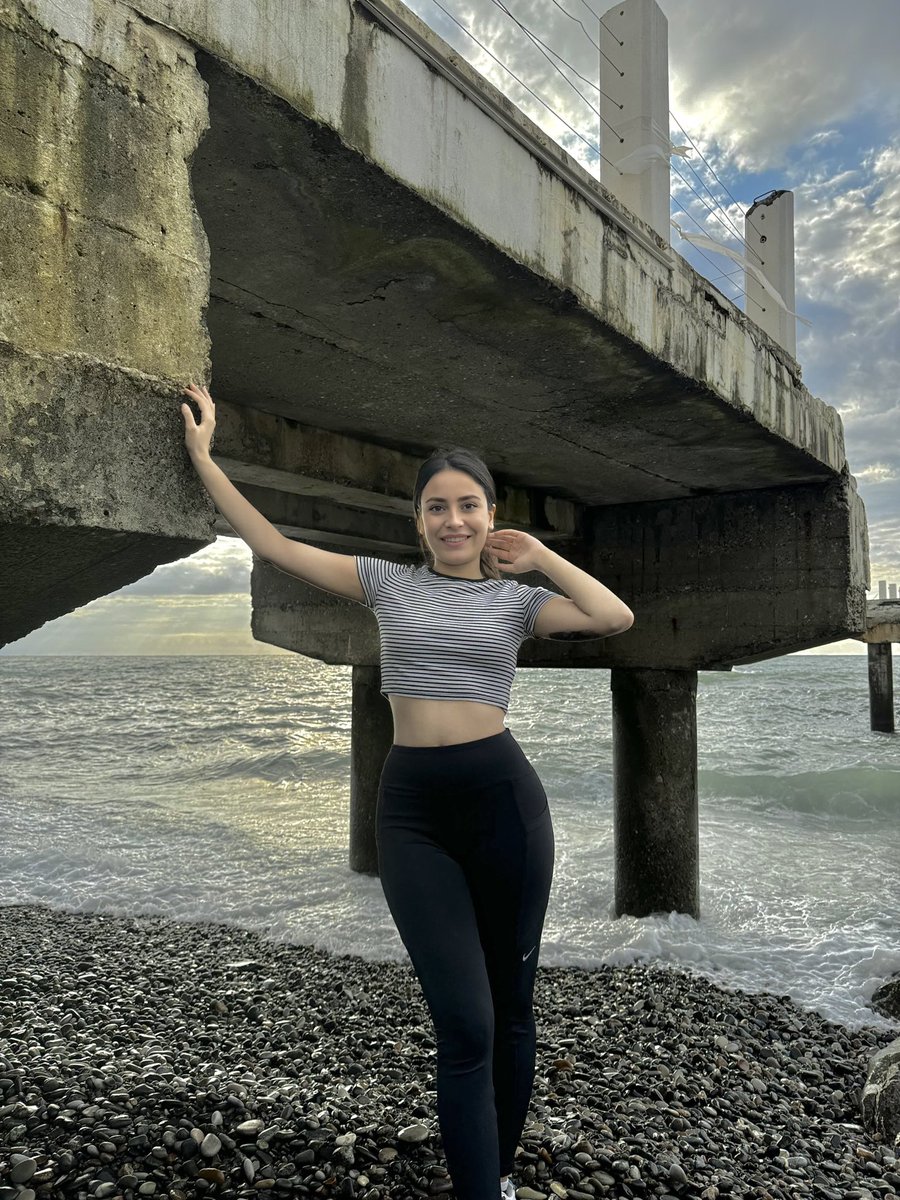 Küllük Gerçek Bayan Escort Burcu